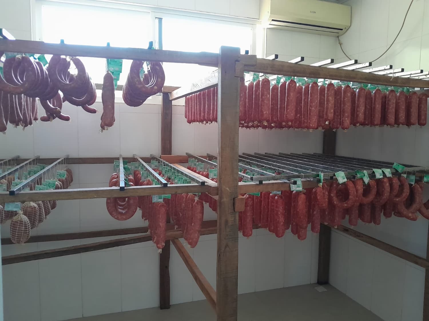 Foto 1 de Embutidos Farinhas